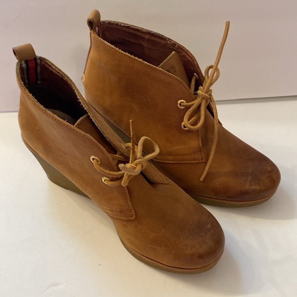 Sperry Leather Tie Wedges, Size 9 - Picture 8 of 8